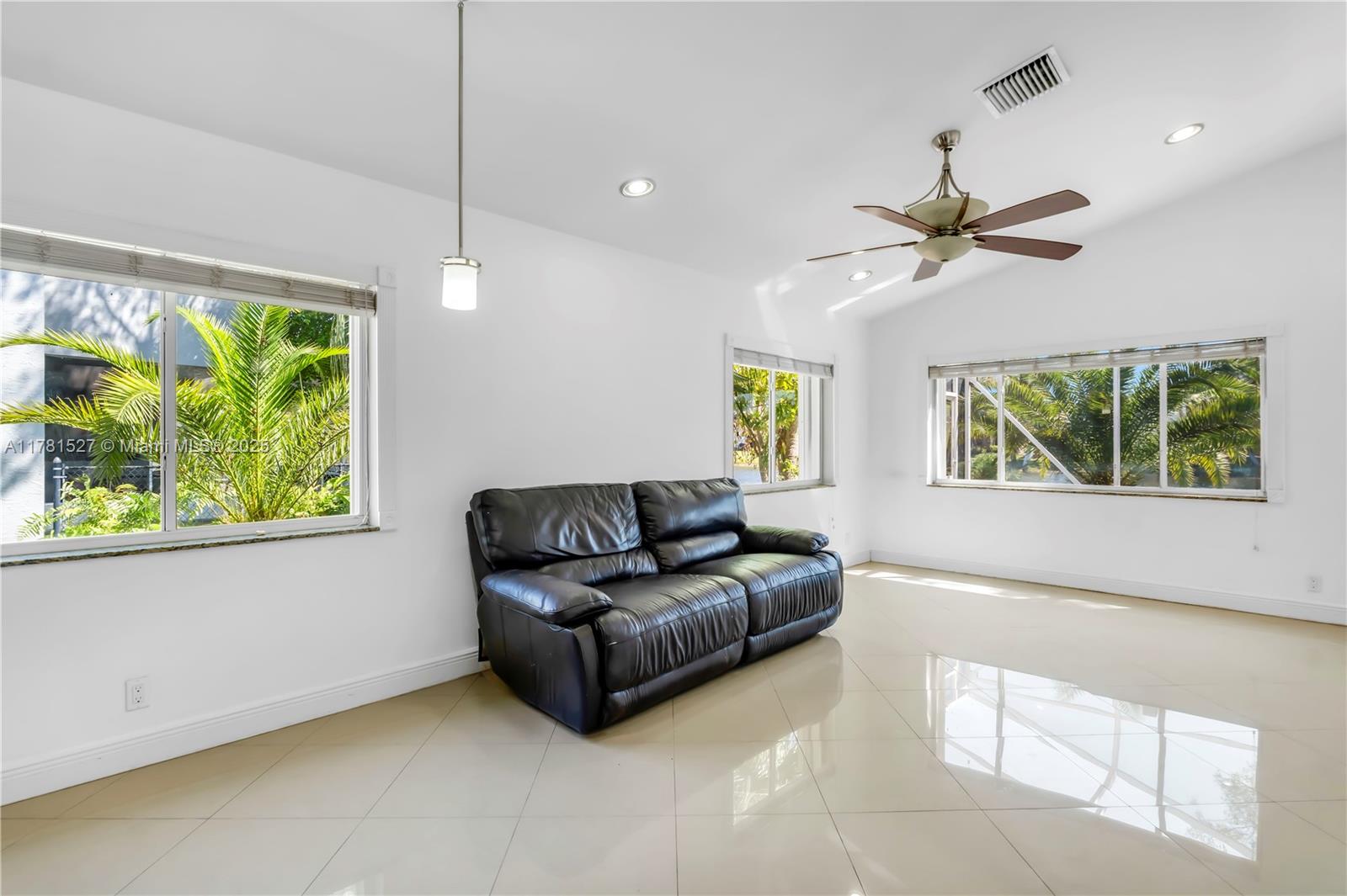 SILVER LAKES PHASE II REP - Residential