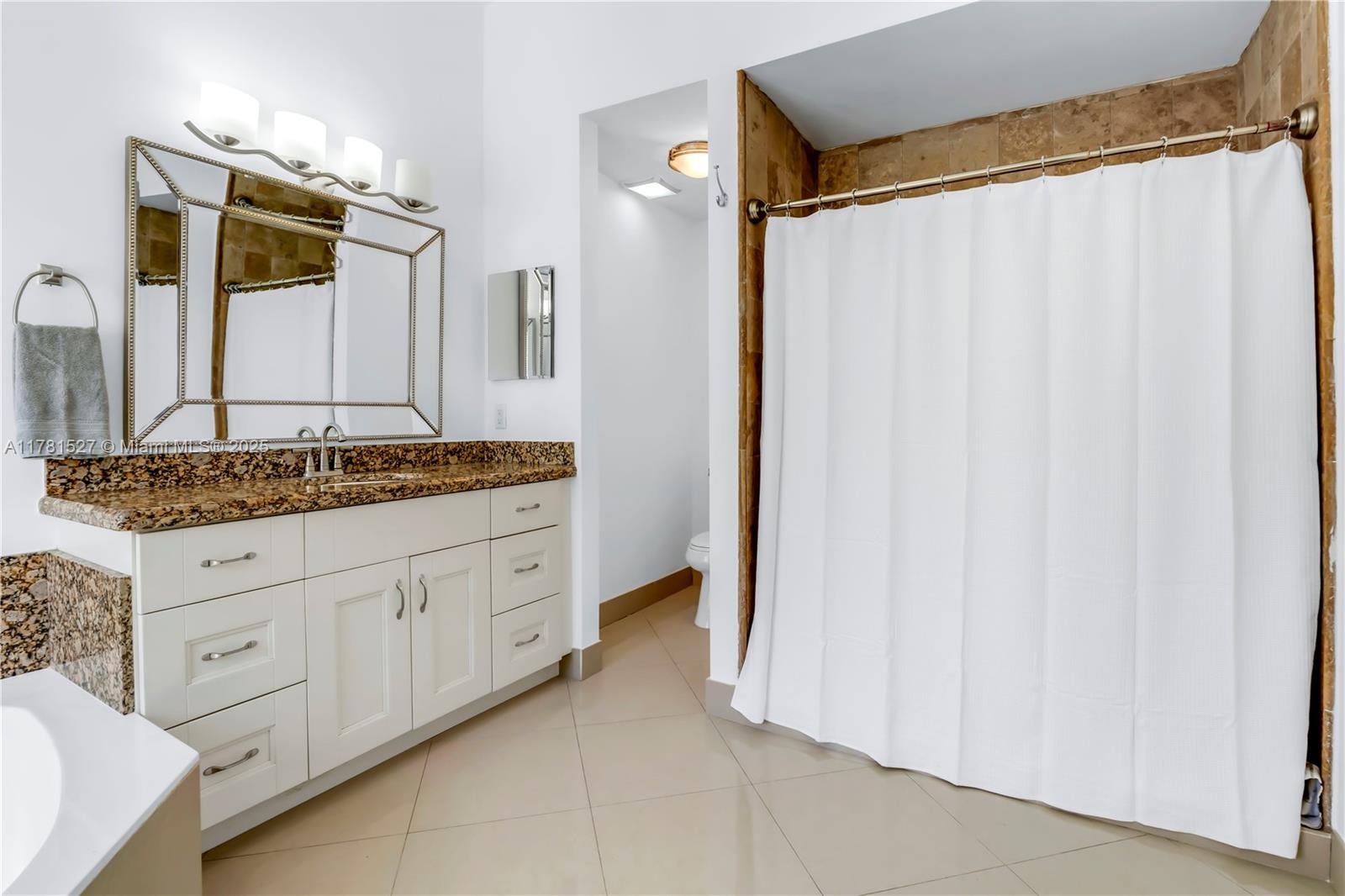 SILVER LAKES PHASE II REP - Residential