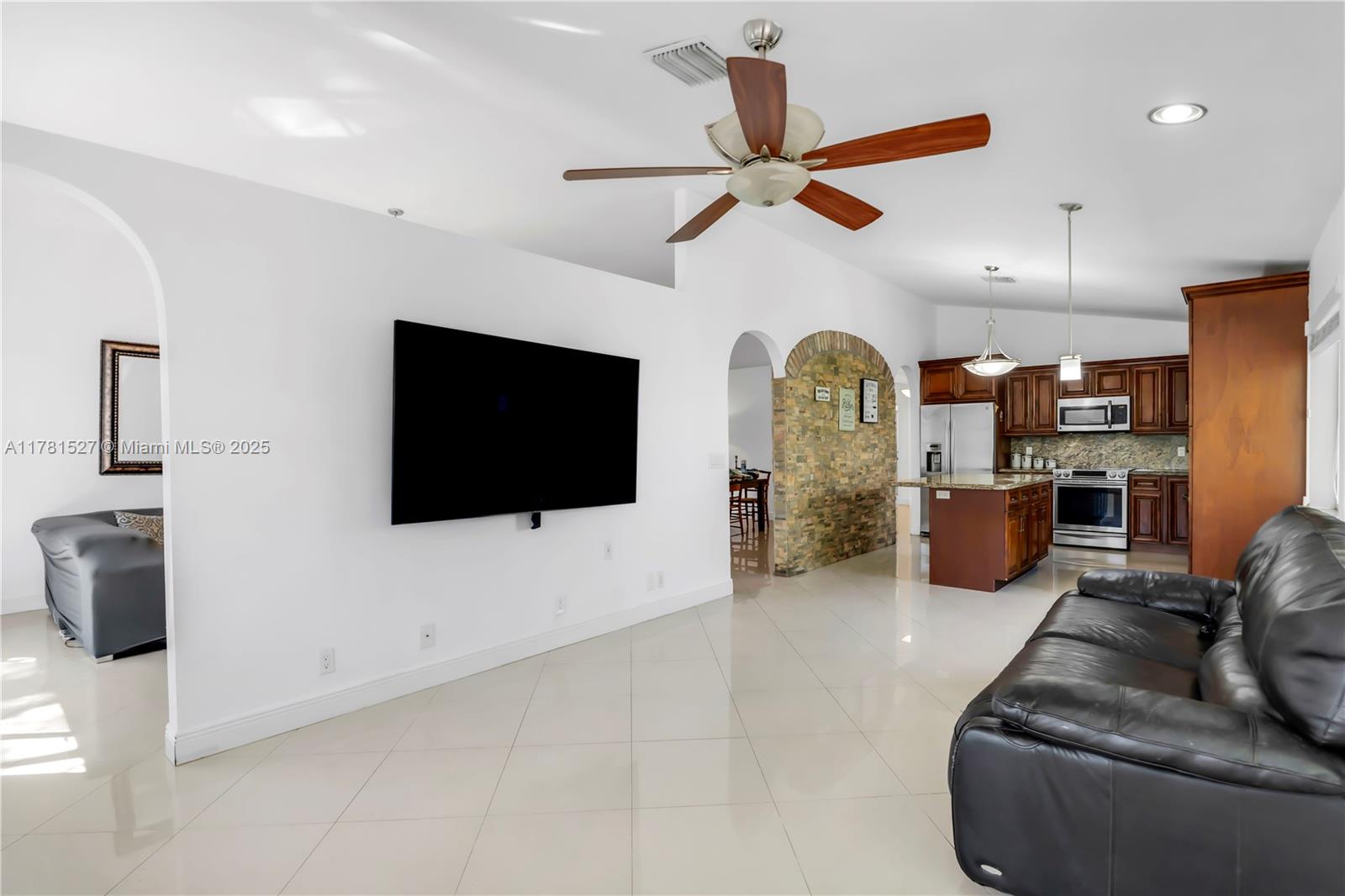 SILVER LAKES PHASE II REP - Residential
