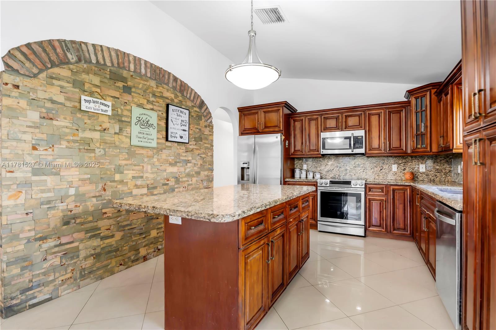SILVER LAKES PHASE II REP - Residential