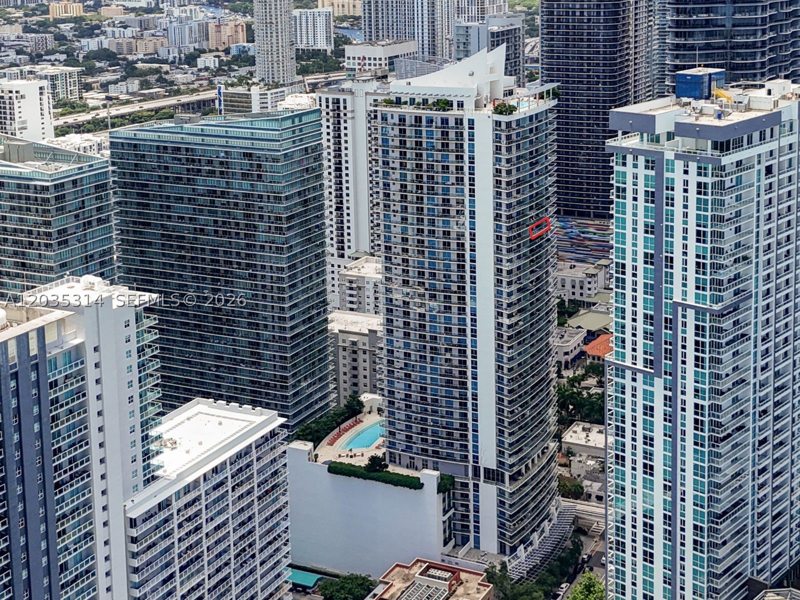1100 MILLECENTO RESIDENCE - Residential Lease