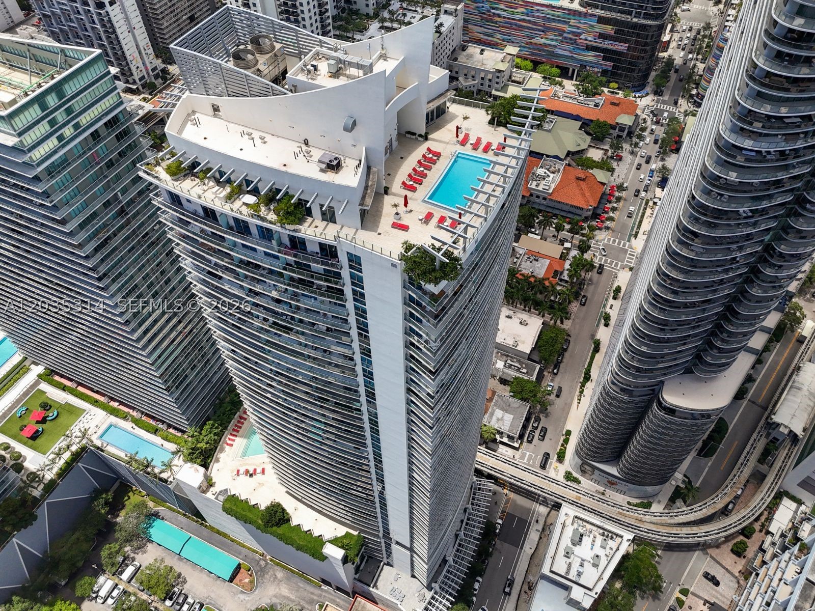 1100 MILLECENTO RESIDENCE - Residential Lease