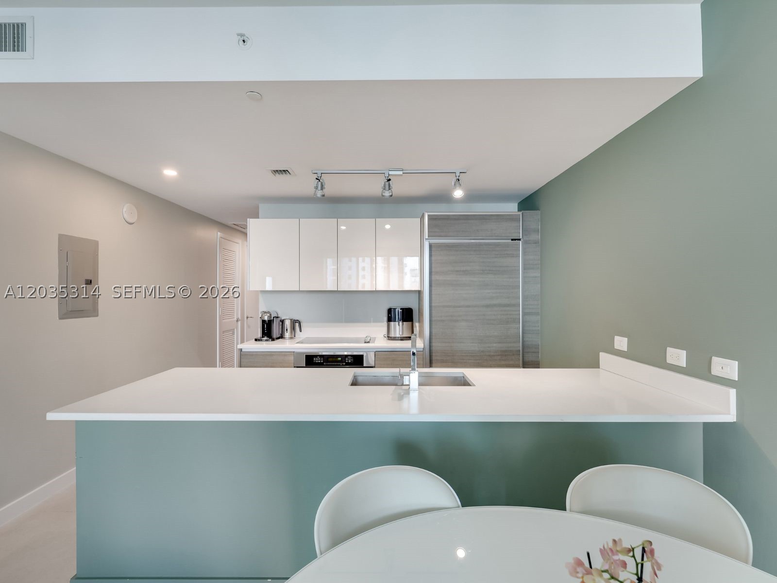 1100 MILLECENTO RESIDENCE - Residential Lease