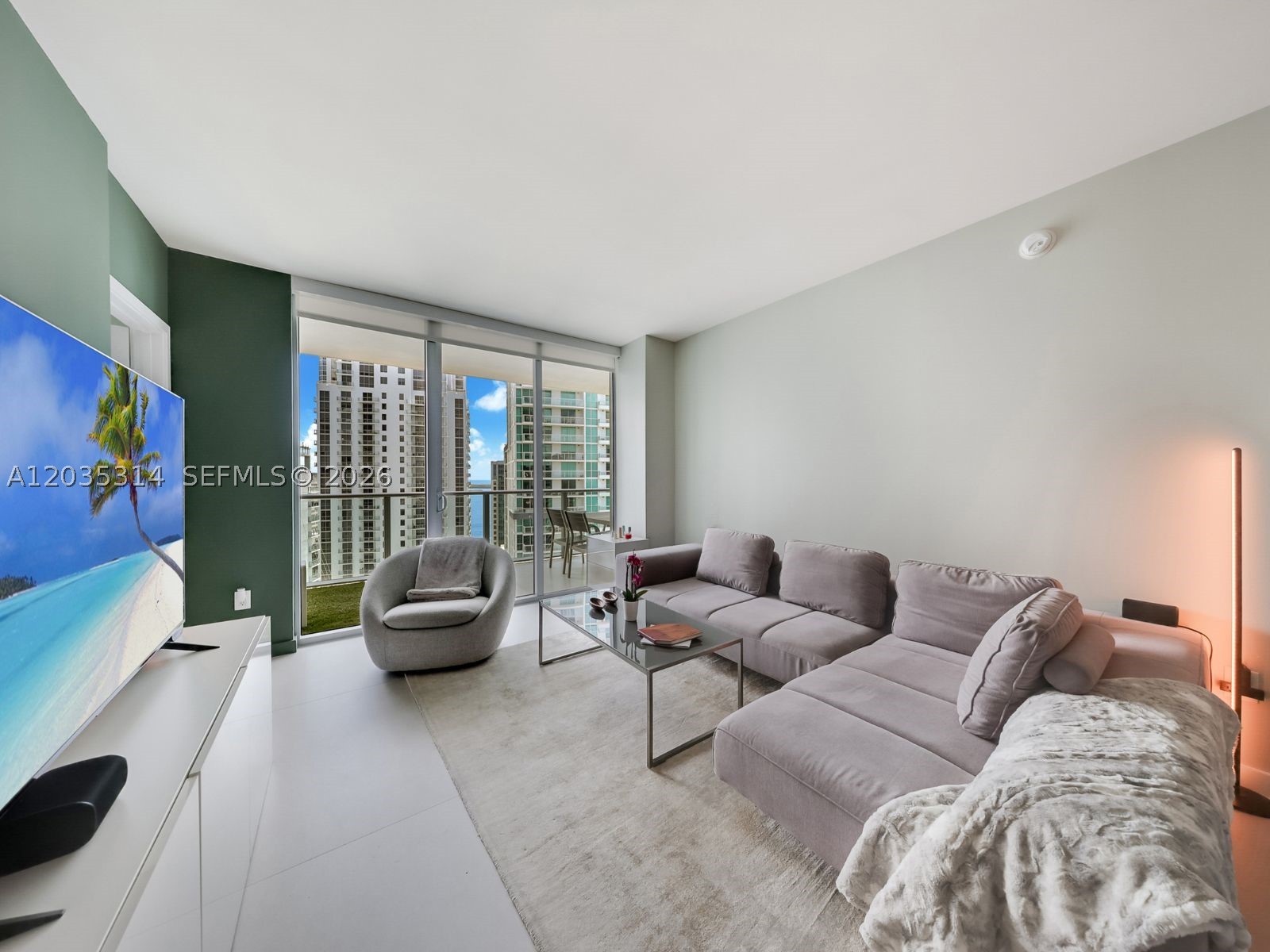 1100 MILLECENTO RESIDENCE - Residential Lease