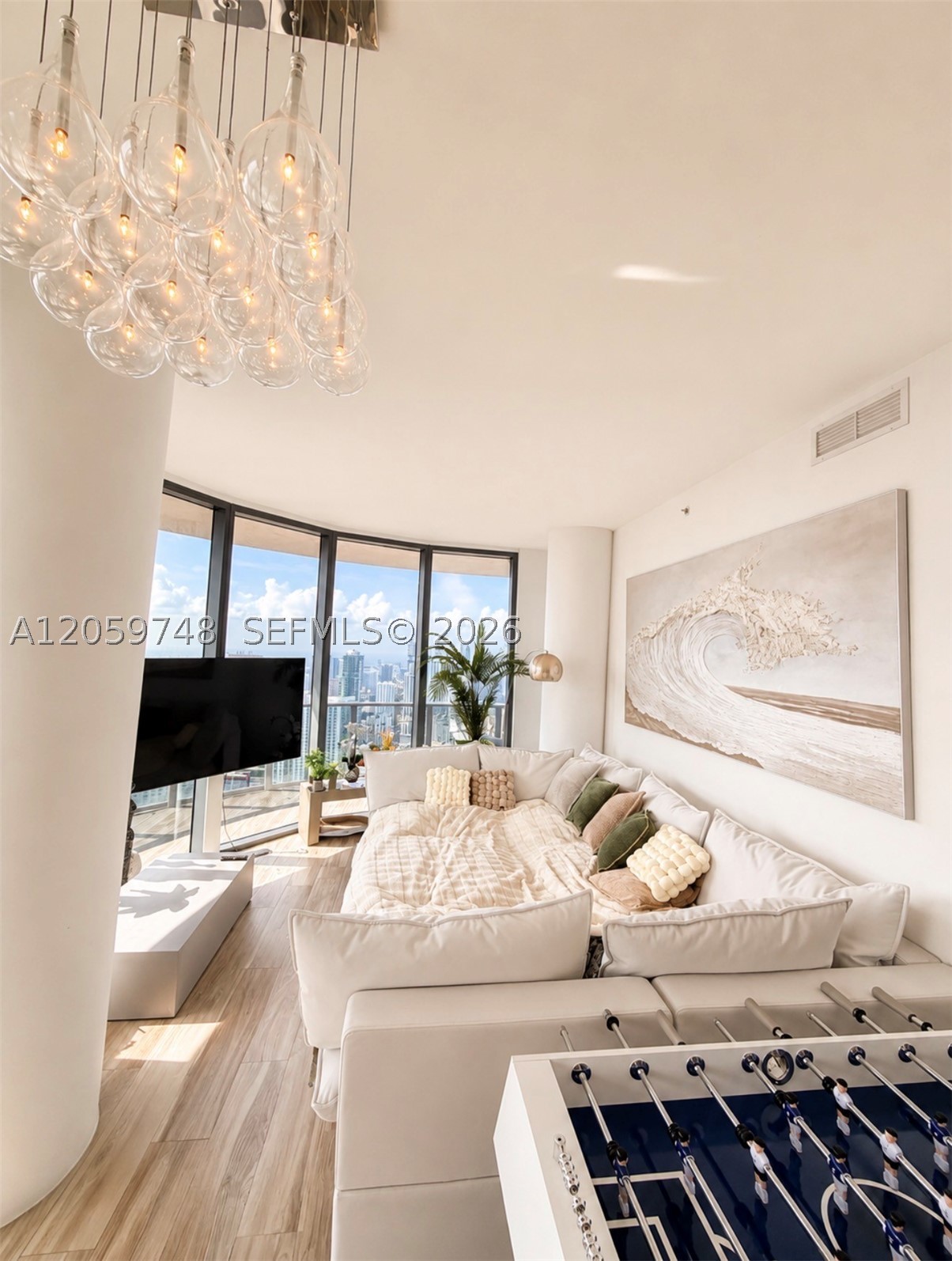 801 SMA RESIDENCES CONDO - Residential