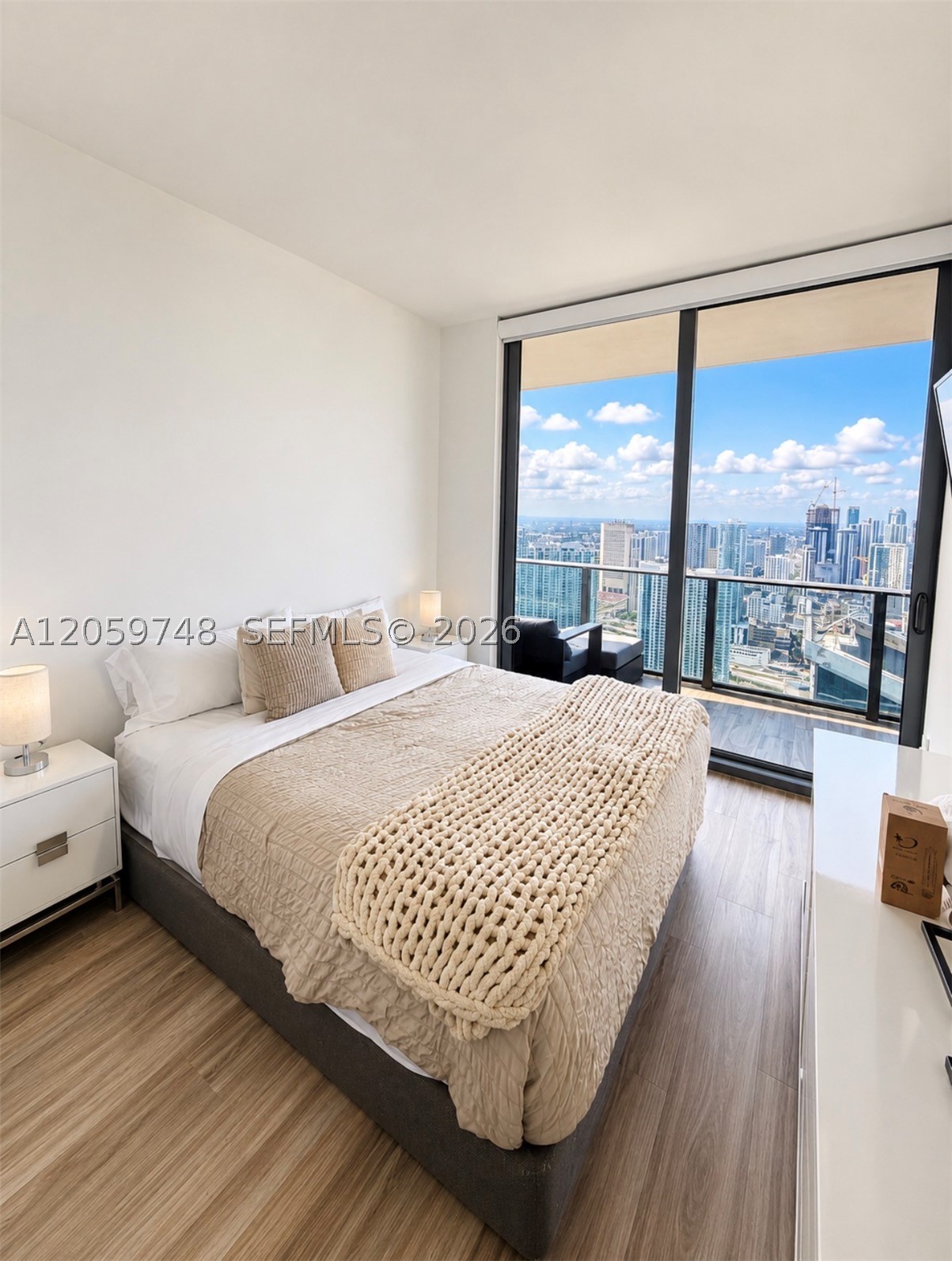 801 SMA RESIDENCES CONDO - Residential