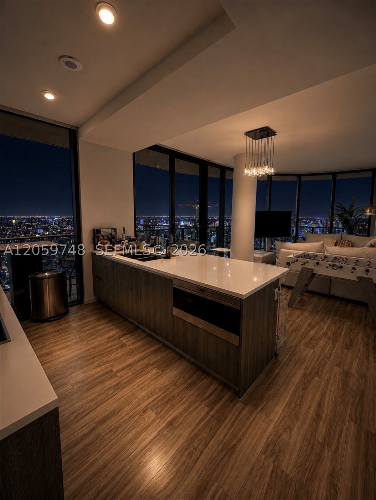 801 SMA RESIDENCES CONDO - Residential