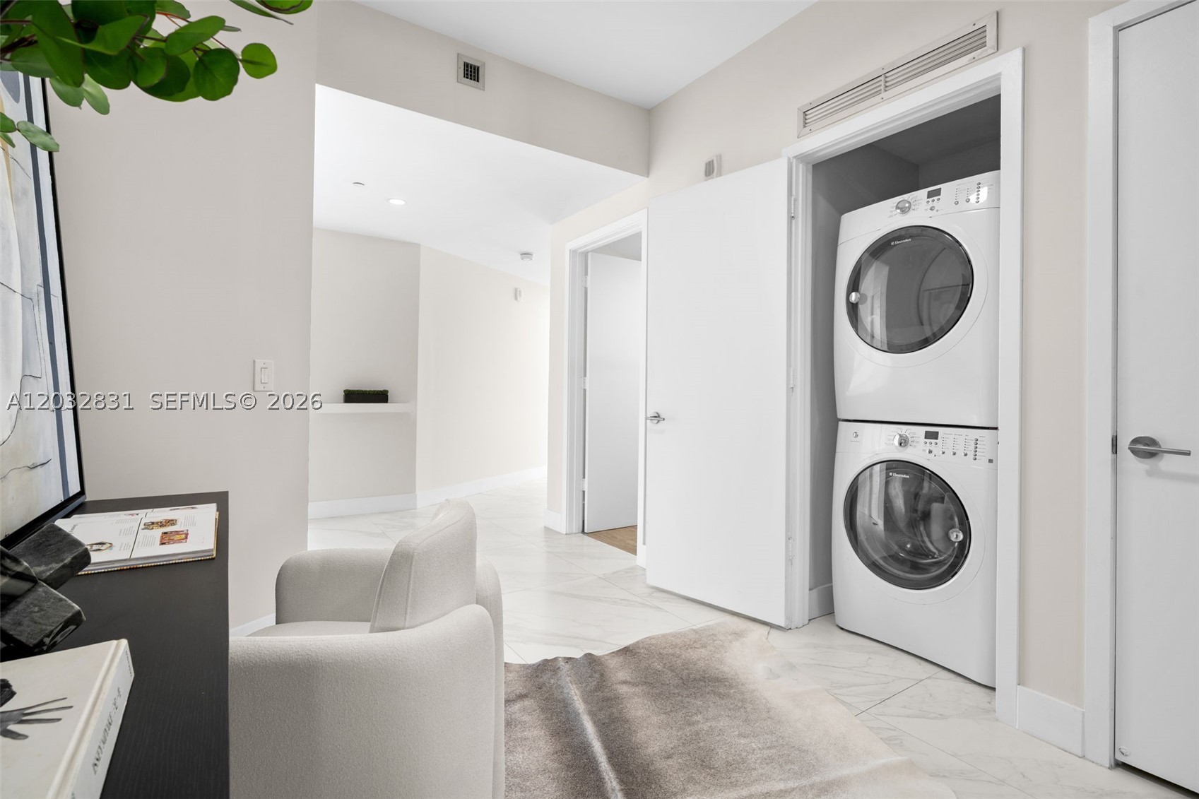 BISCAYNE BEACH CONDO - Residential