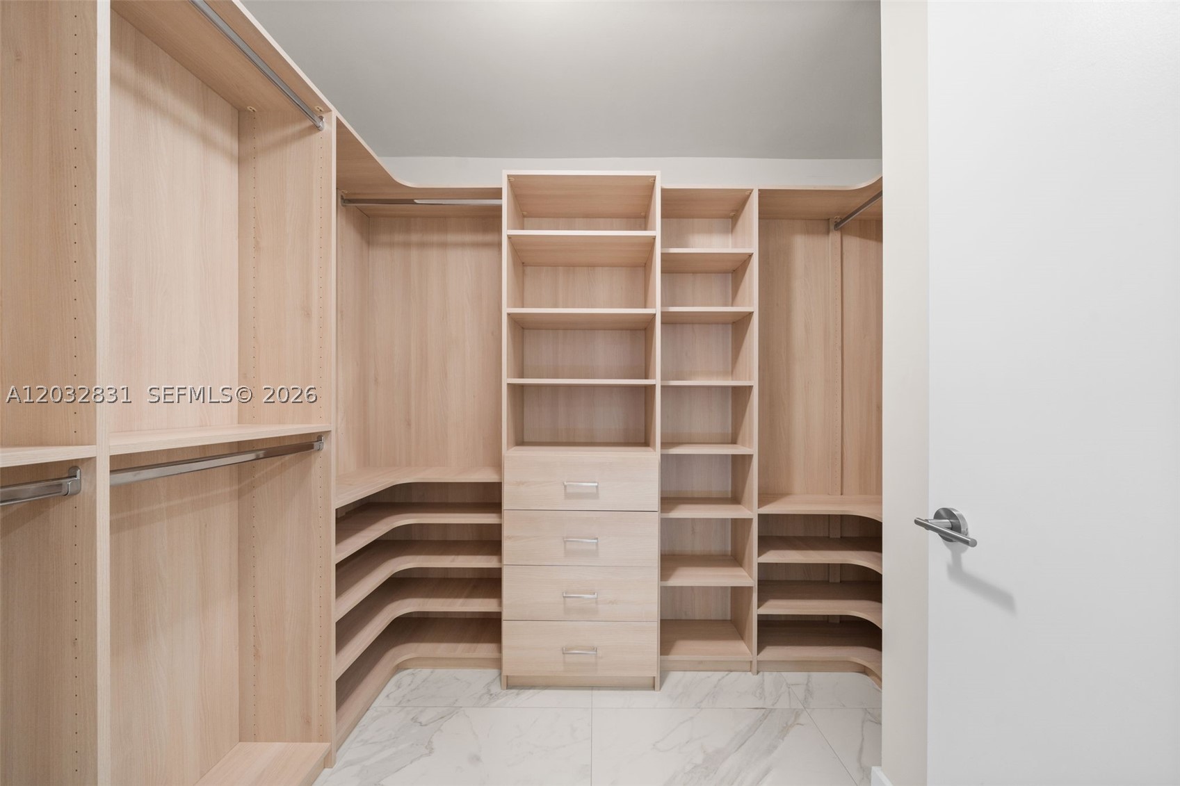 BISCAYNE BEACH CONDO - Residential