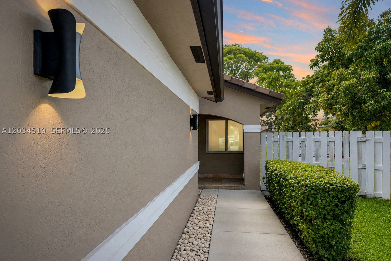 SILVER LAKES AT PEMBROKE - Residential