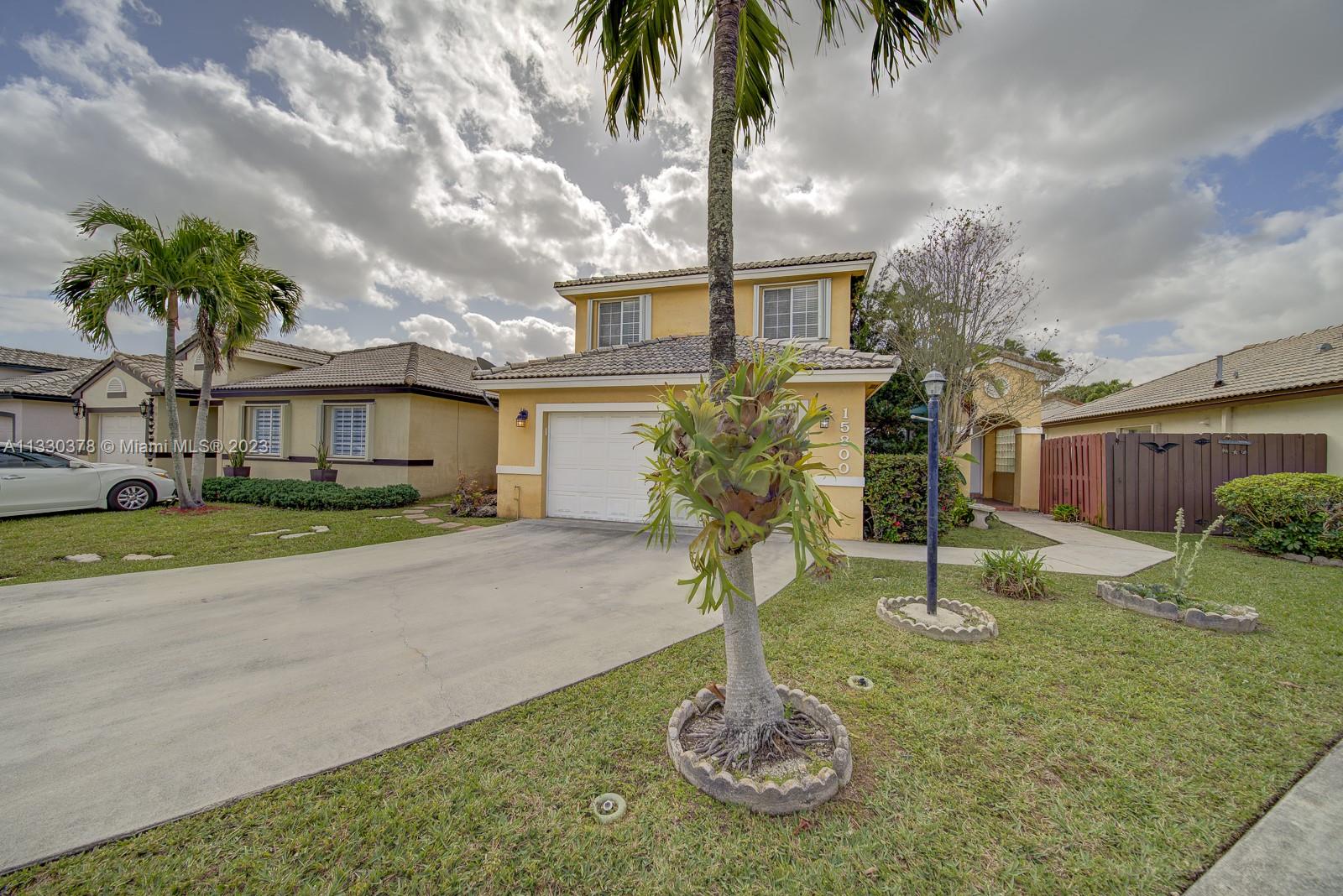 LAGO MAR SOUTH 2ND ADDN - Residential