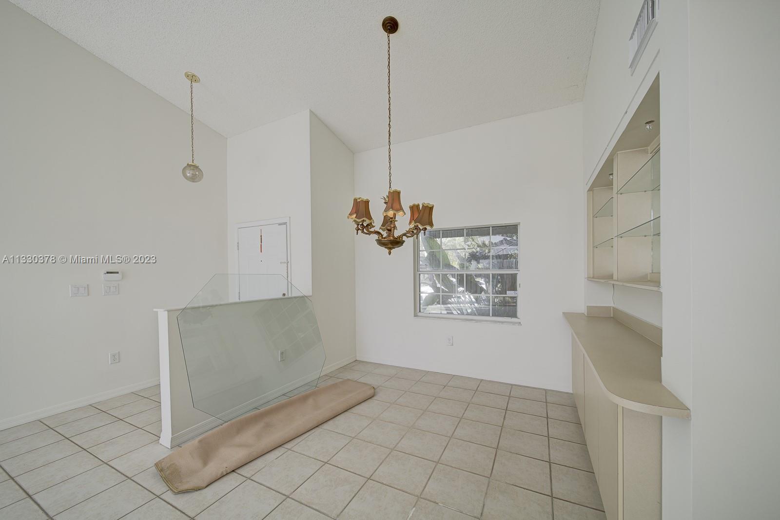 LAGO MAR SOUTH 2ND ADDN - Residential