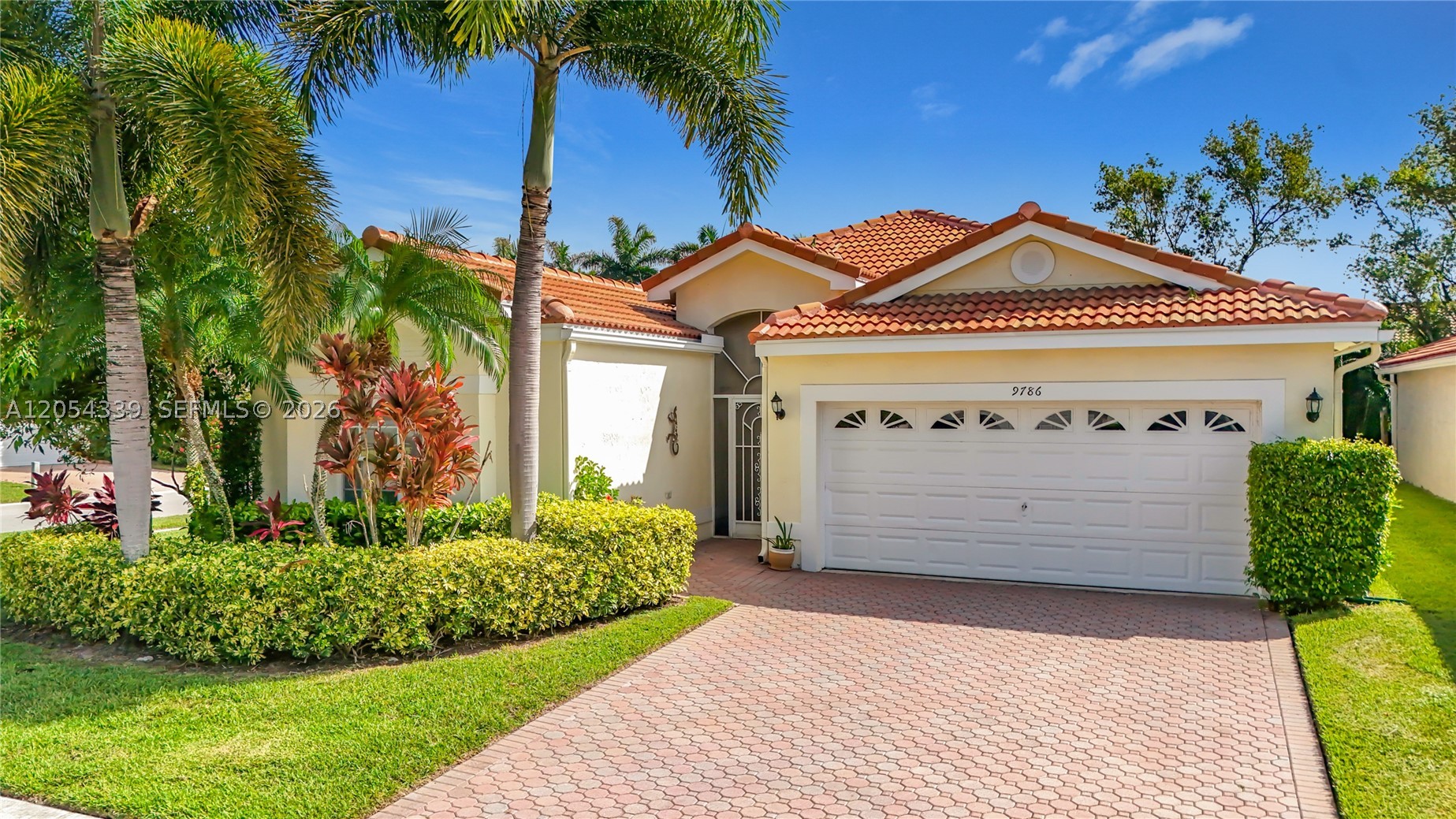 INDIAN HILLS 1 - Residential