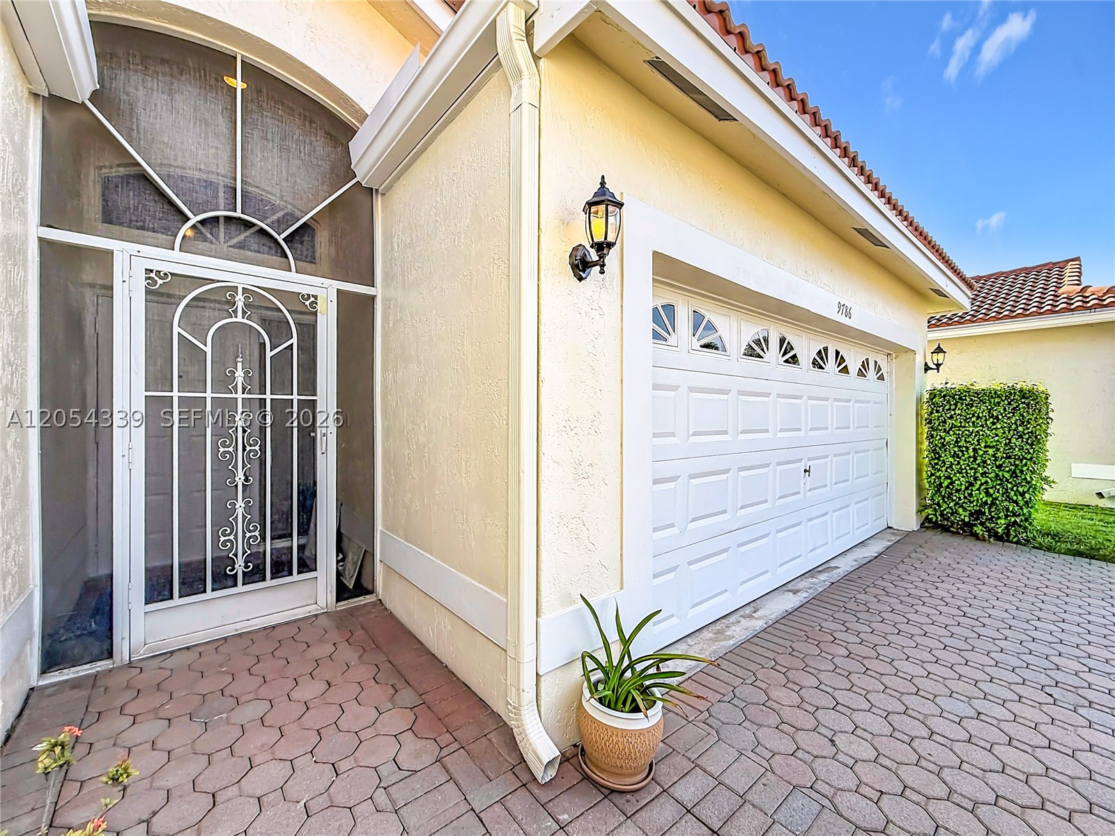 INDIAN HILLS 1 - Residential