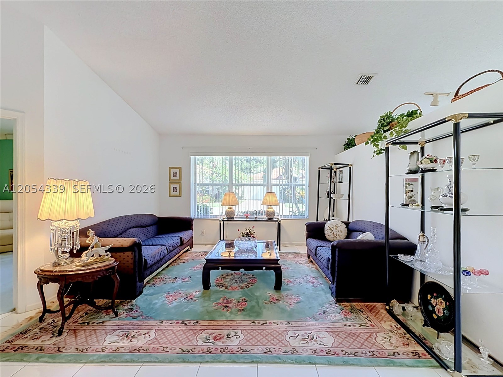 INDIAN HILLS 1 - Residential