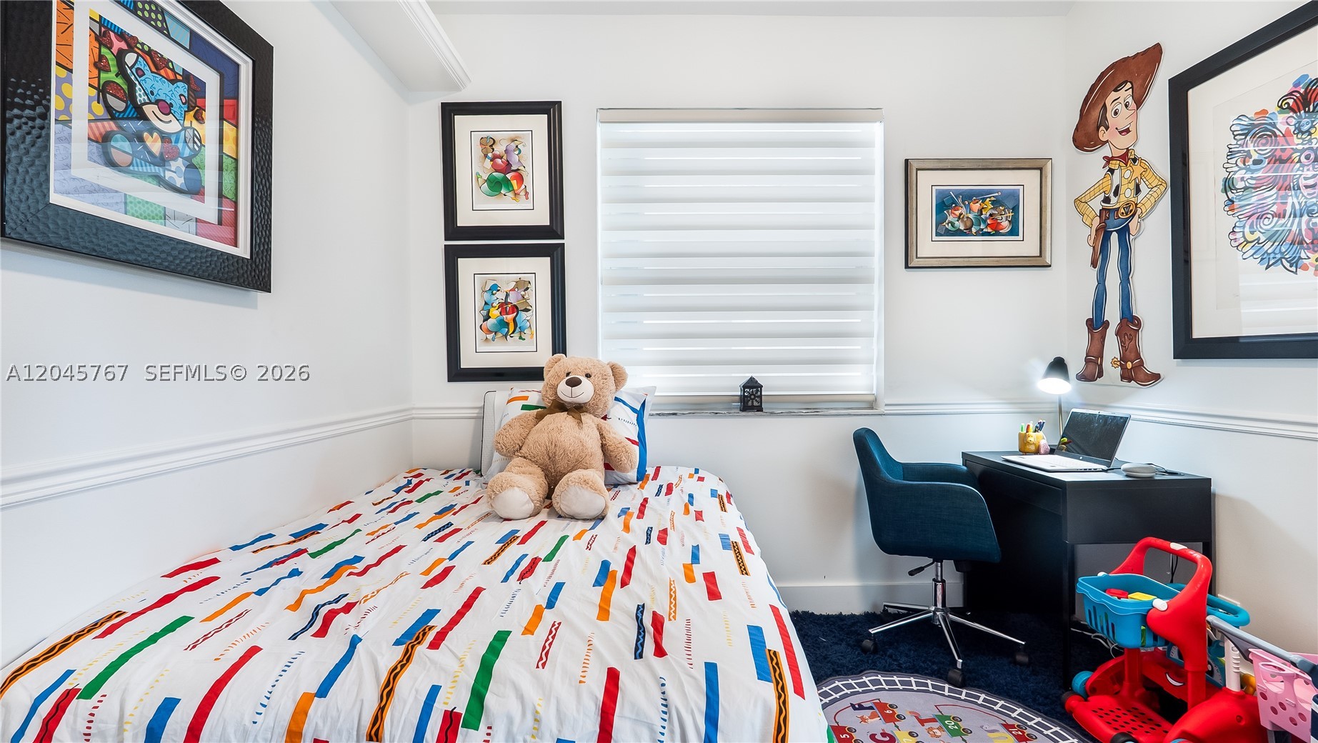 PEMBROKE SHORES - Residential
