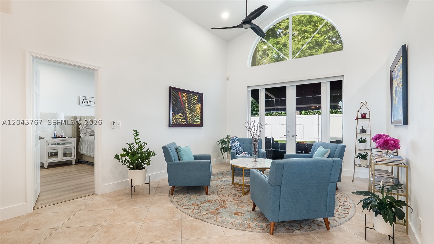 PEMBROKE SHORES - Residential
