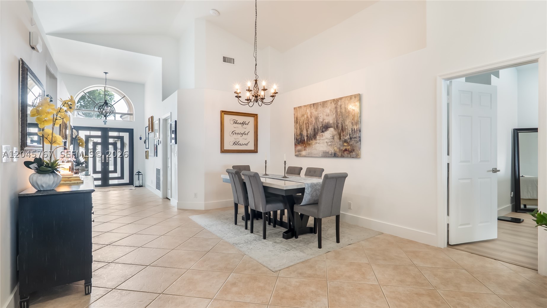 PEMBROKE SHORES - Residential
