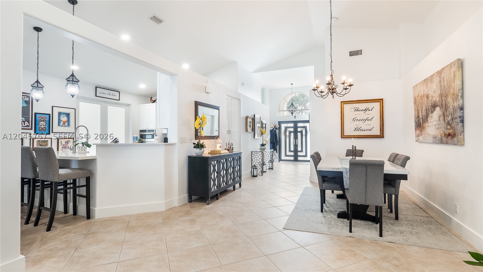 PEMBROKE SHORES - Residential