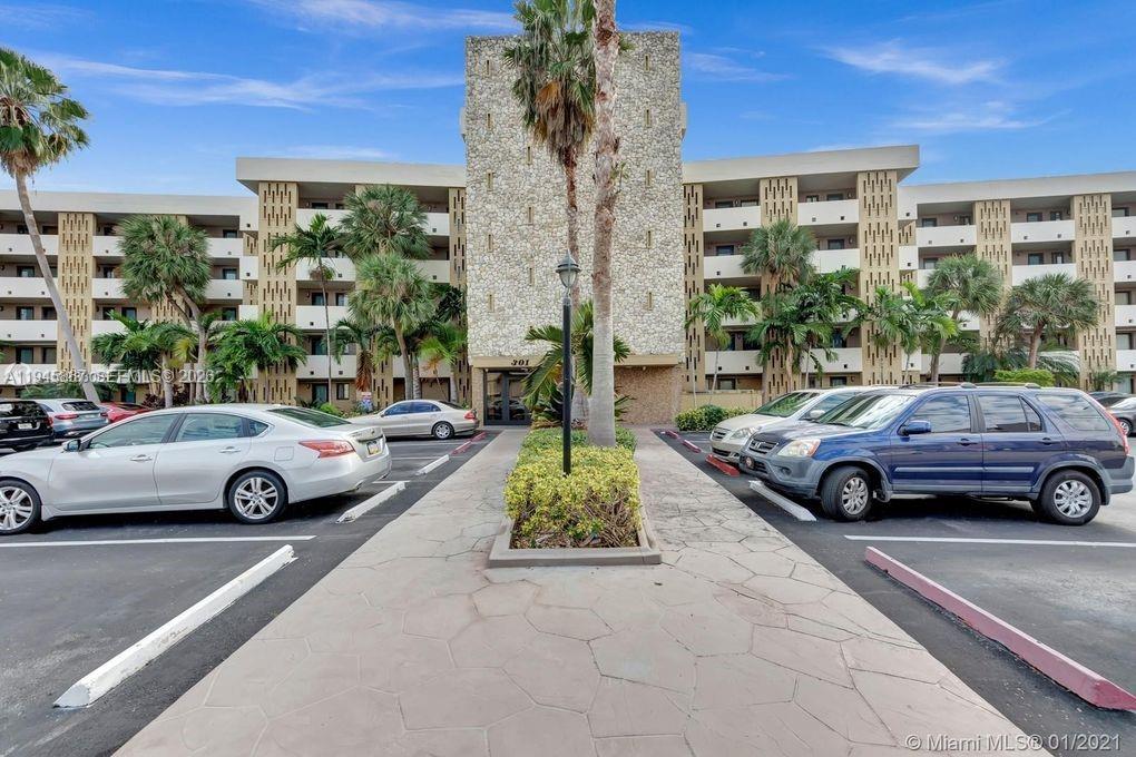 YACHT CLUB CONDO (THE) - Residential Lease