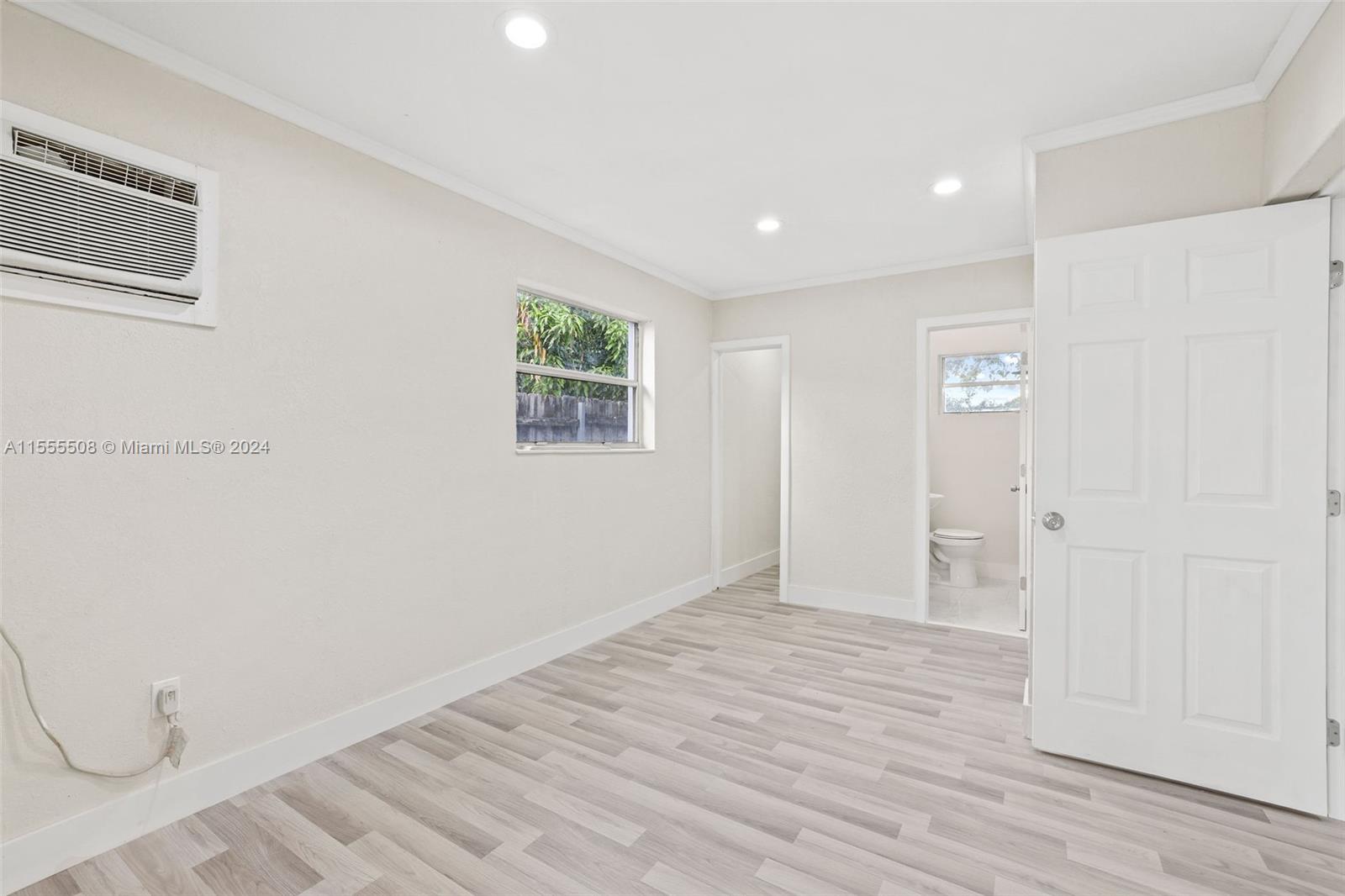 HIALEAH HOMES - Residential