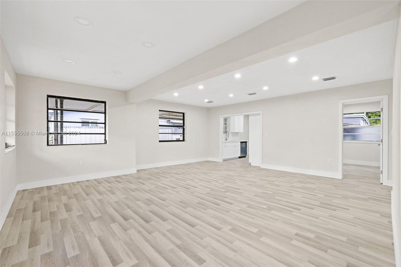 HIALEAH HOMES - Residential