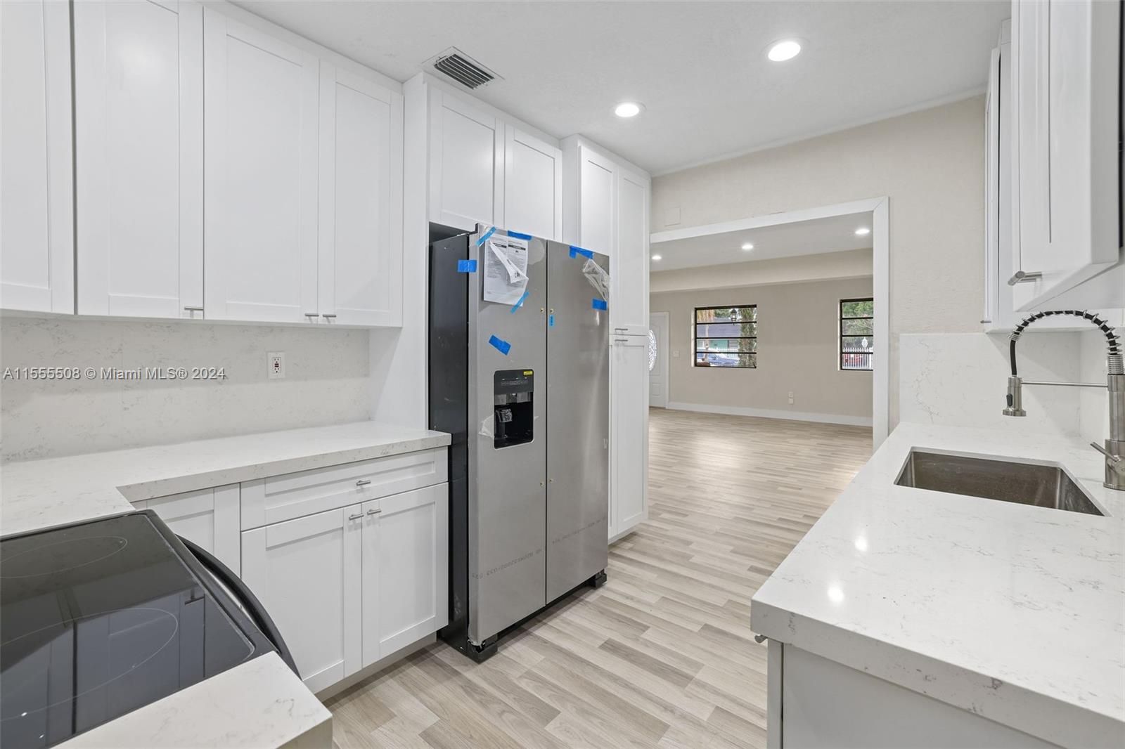 HIALEAH HOMES - Residential