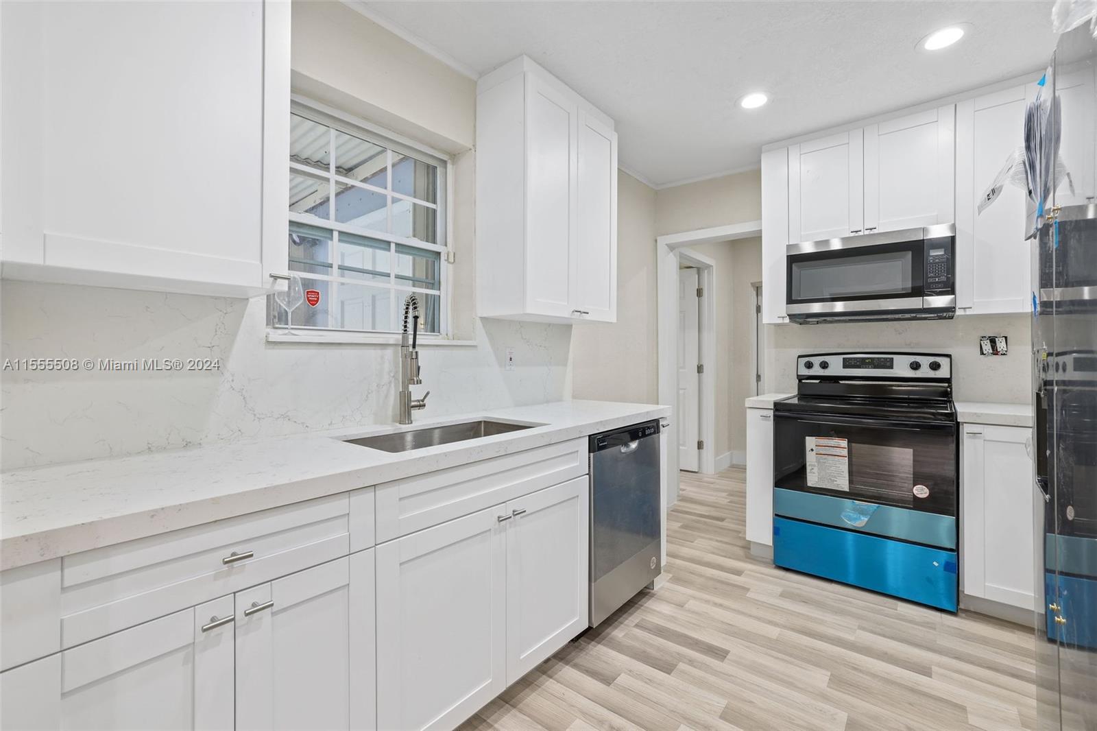 HIALEAH HOMES - Residential
