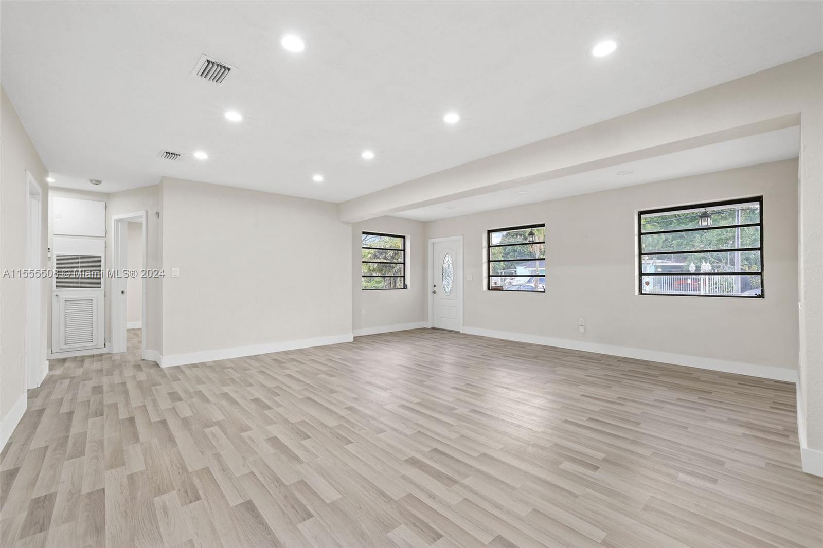 HIALEAH HOMES - Residential