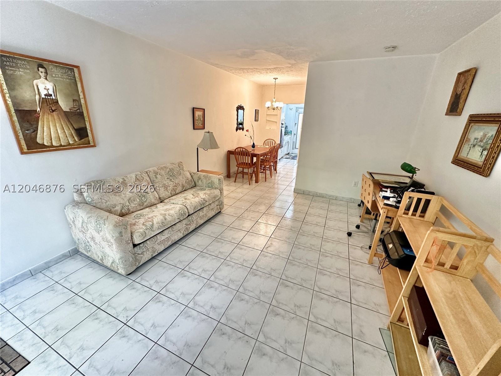 THE BEVERLY ARMS CONDO - Residential