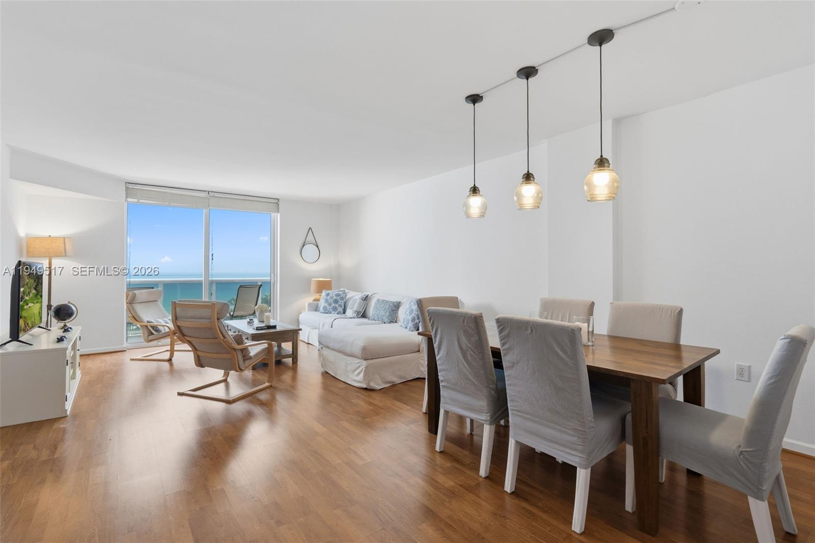 HARBOUR HOUSE - Residential