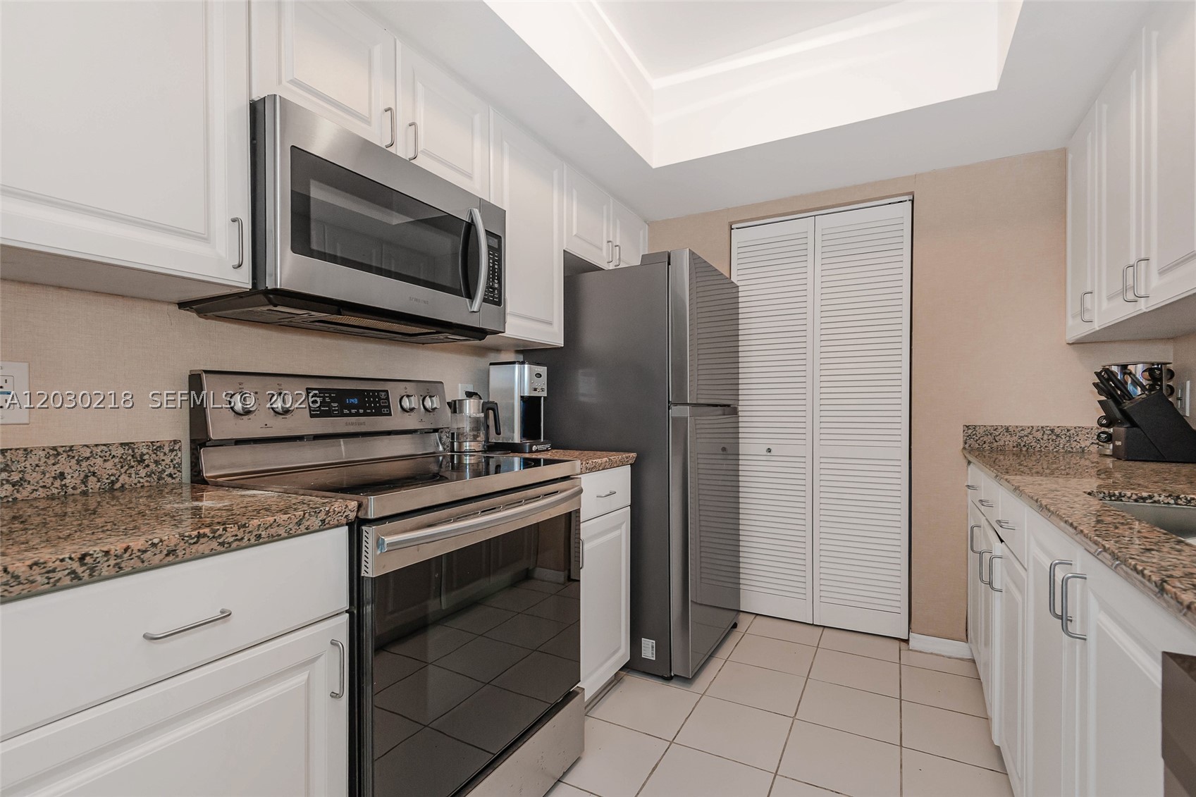 YACHT CLUB AT PORTOFINO C - Residential