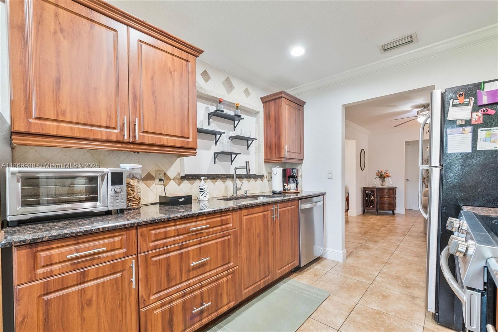 LAUDERDALE WEST 3 SEC - Residential