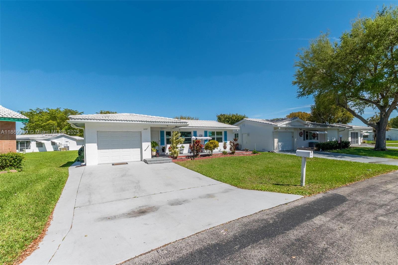 LAUDERDALE WEST 3 SEC - Residential