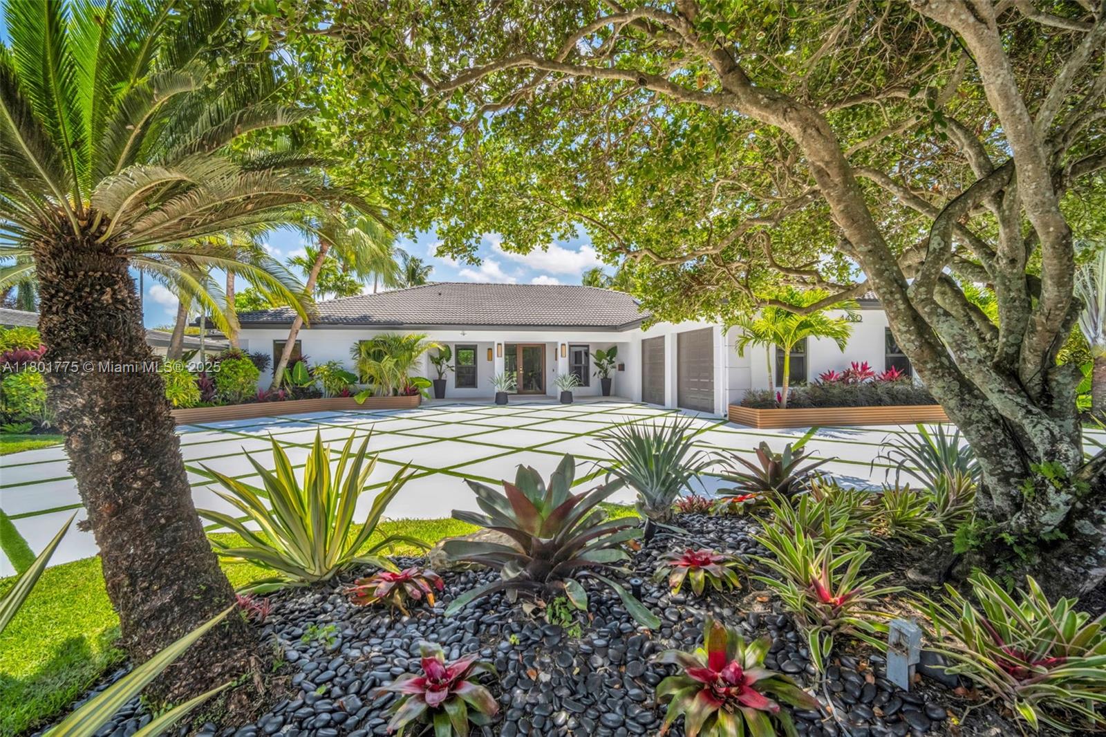 HOLLYWOOD HILLS NORTH SEC - Residential