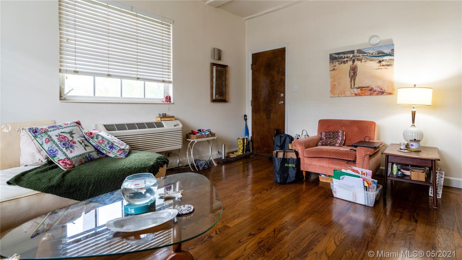 BEACHGARDENS CONDO - Residential