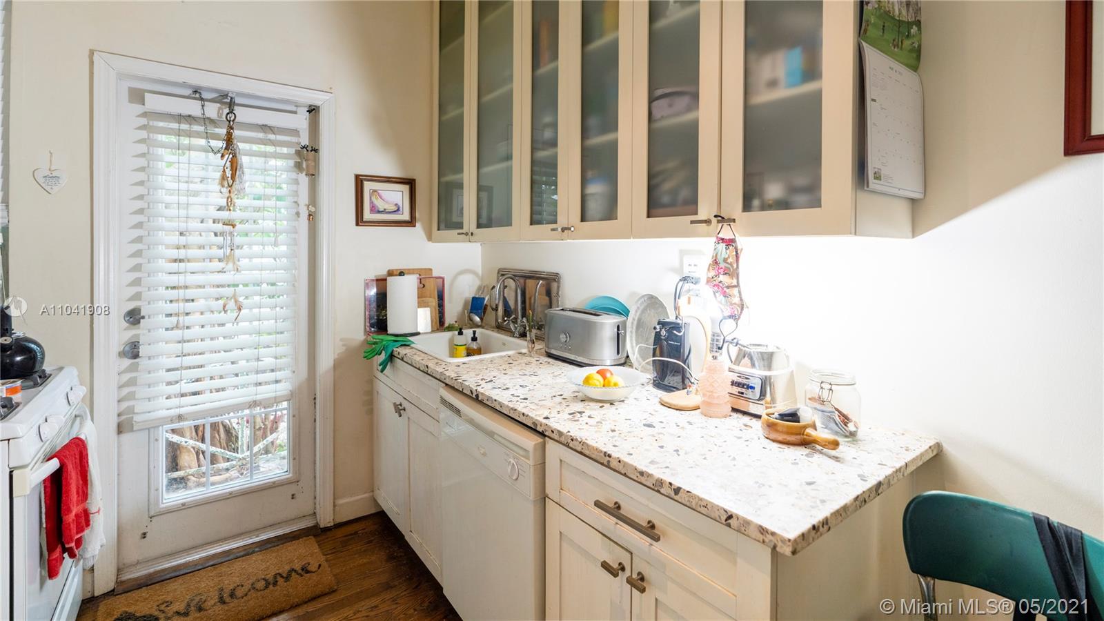 BEACHGARDENS CONDO - Residential