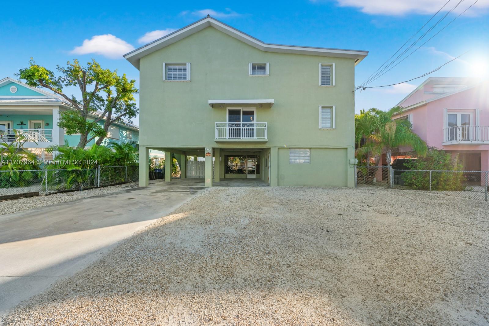 KEY LARGO BEACH - Residential Lease