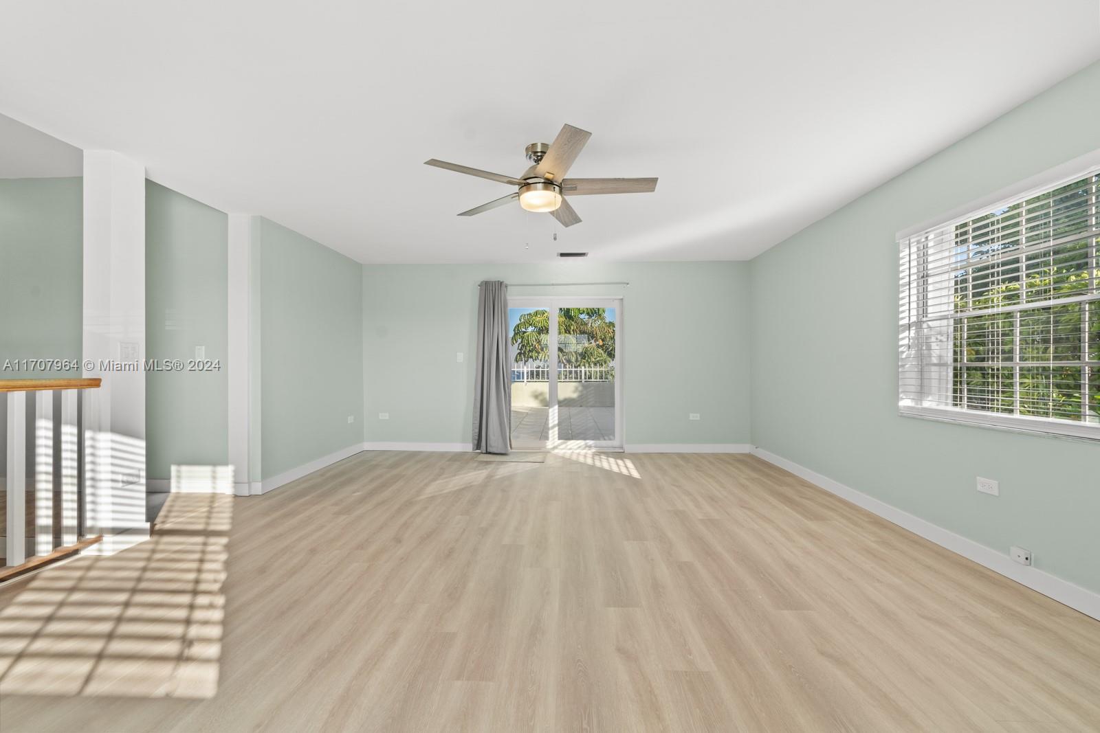 KEY LARGO BEACH - Residential Lease
