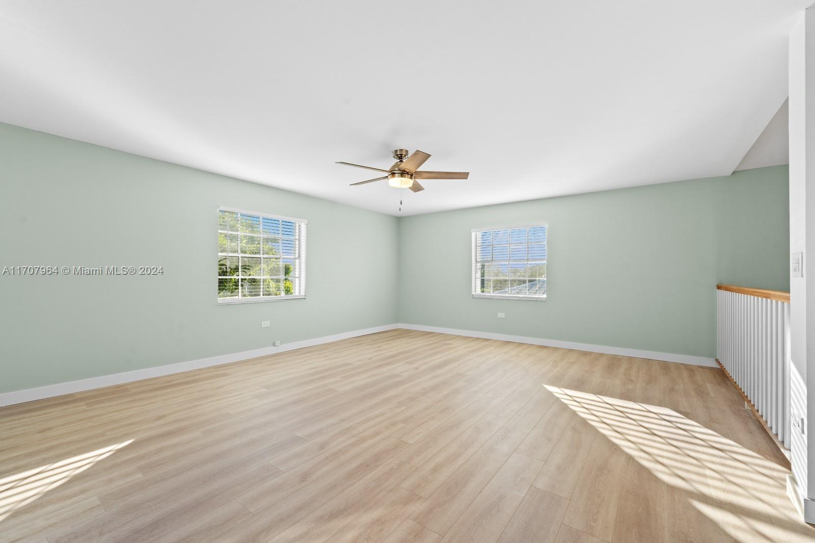 KEY LARGO BEACH - Residential Lease