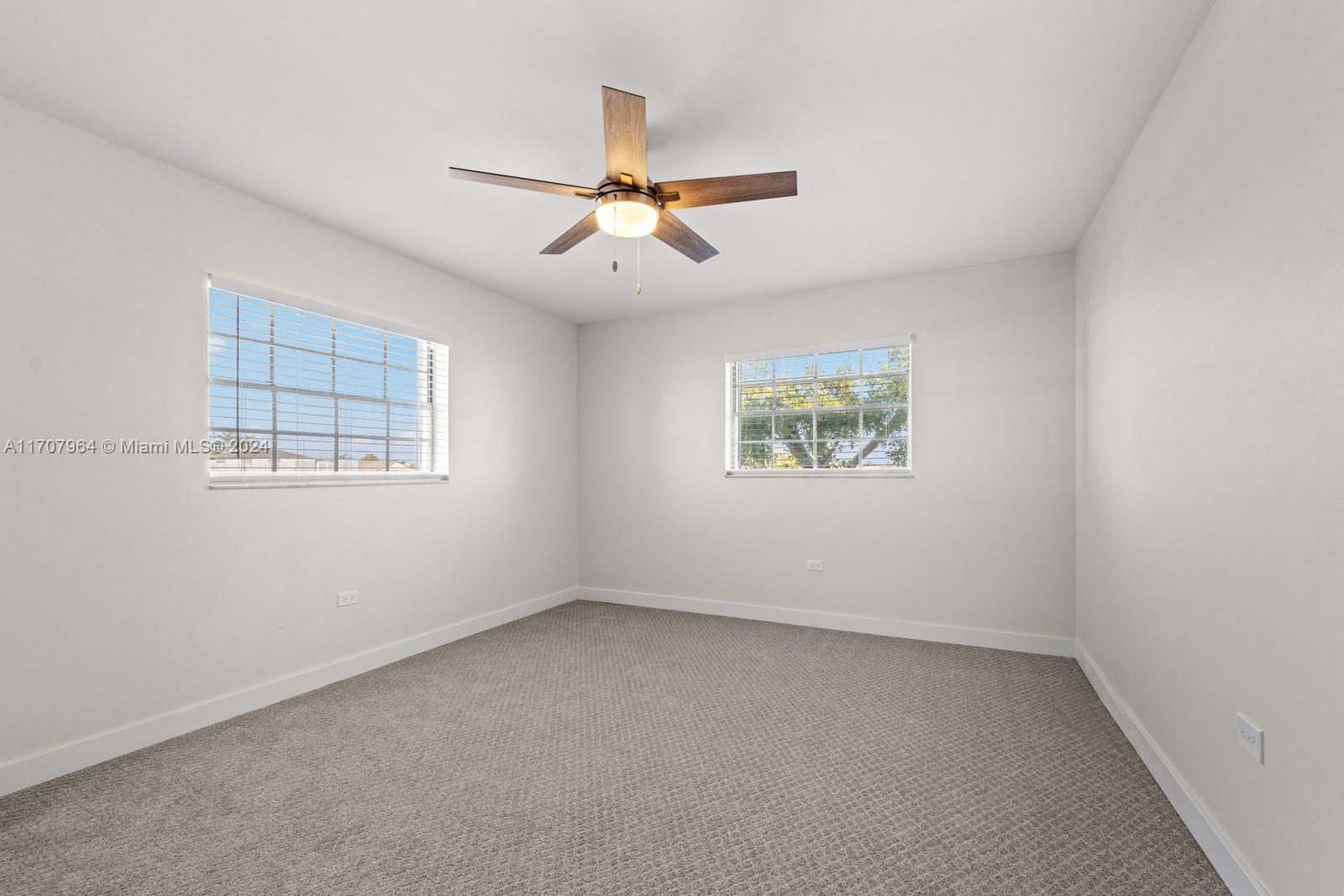 KEY LARGO BEACH - Residential Lease