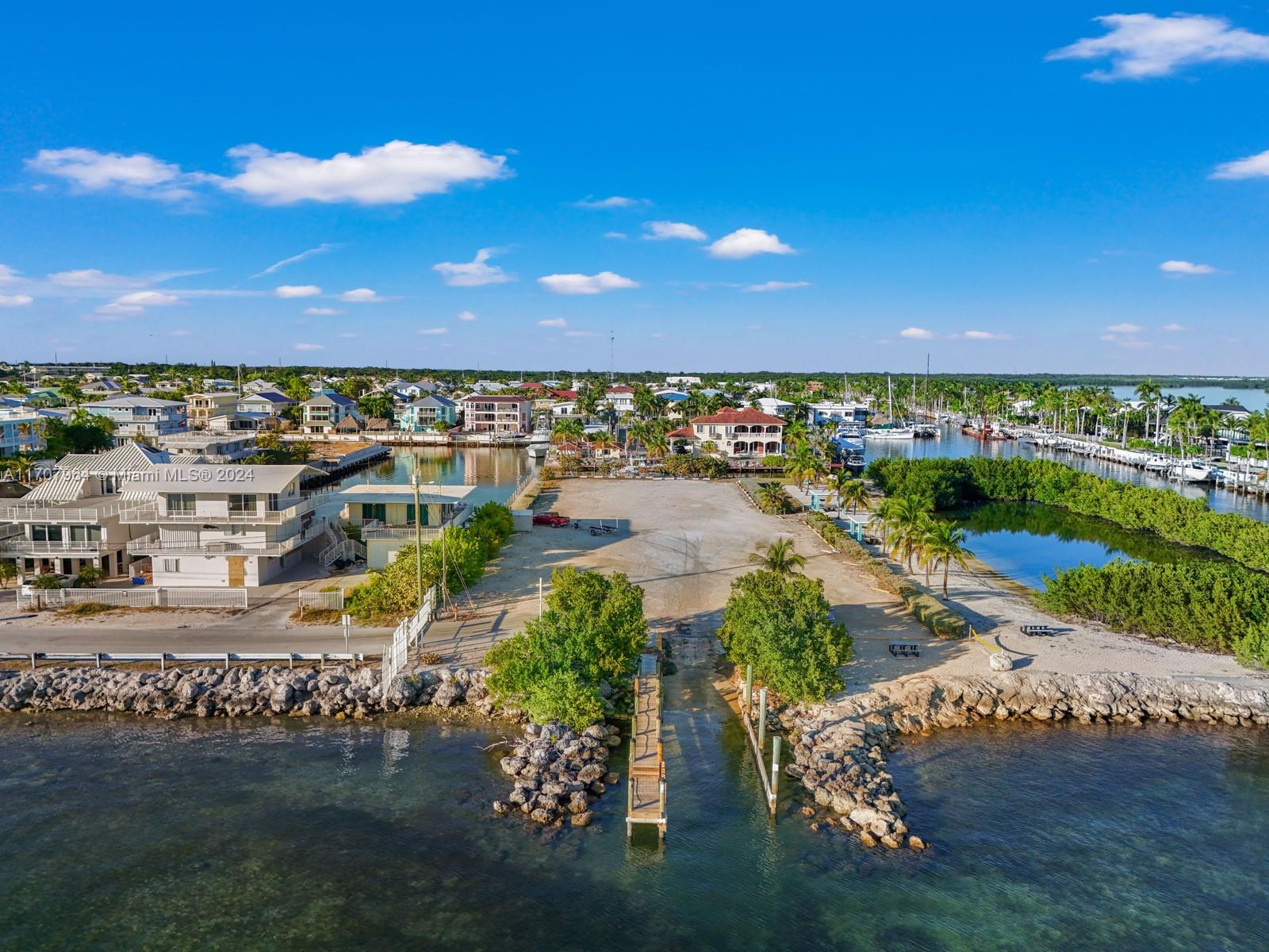 KEY LARGO BEACH - Residential Lease