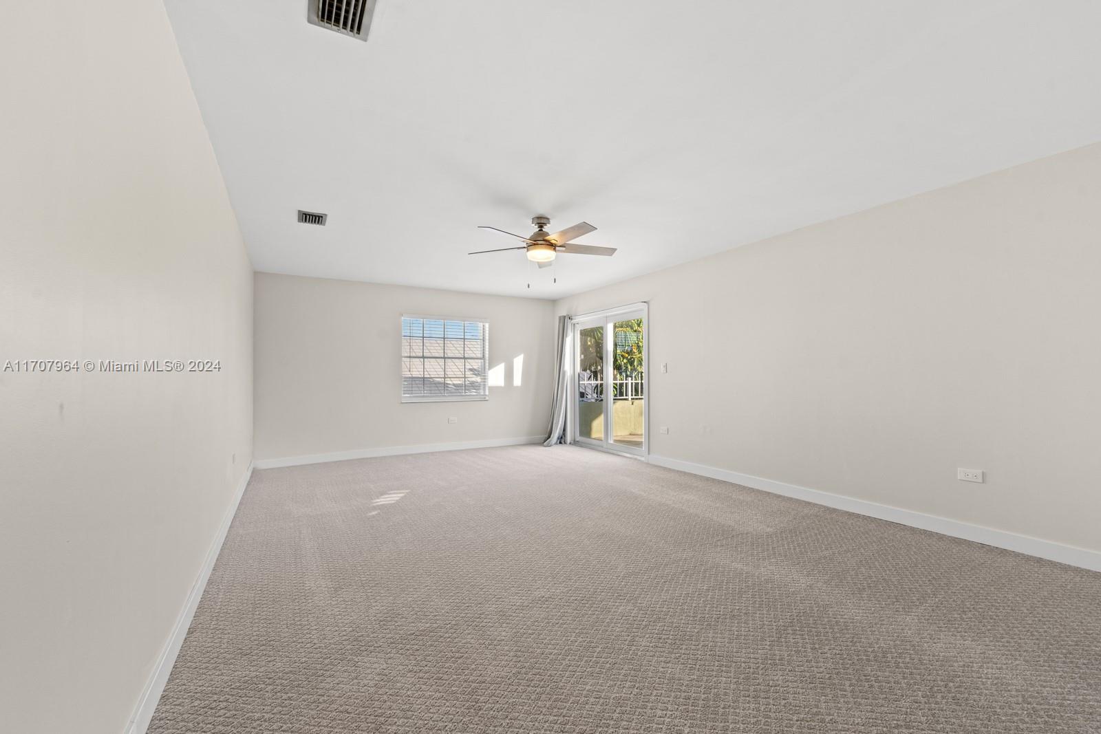 KEY LARGO BEACH - Residential Lease