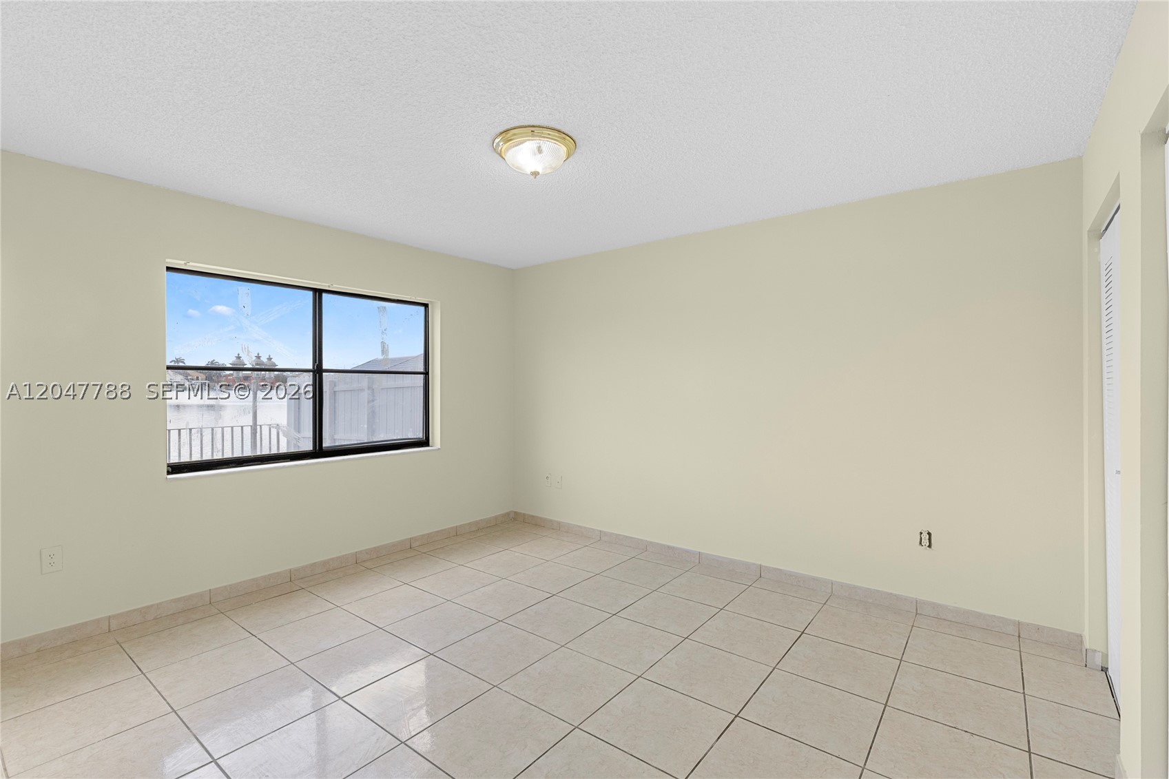 VISTA ALEGRE TOWNHOMES CO - Residential