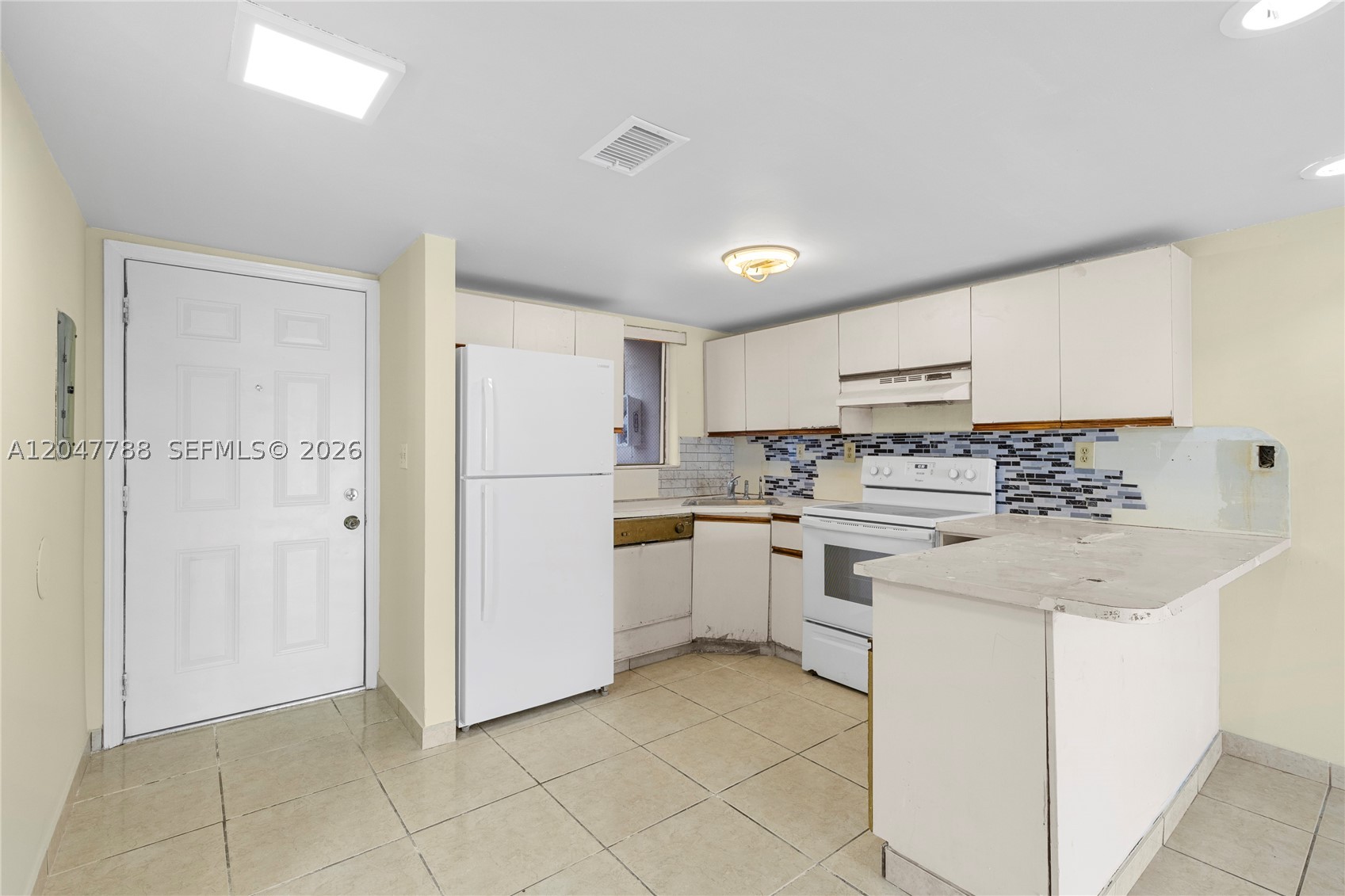 VISTA ALEGRE TOWNHOMES CO - Residential