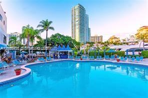SPECTACULAR 2/2 APARTMENT IN LUXURIOUS TURNBERRY ISLE. ENJOY ALL FABULOUS AMENITIES, A HEATED POOL, CLUB ROOM, GYM, BILLIARD ROOM, LIBRARY, VALET, AQUATIC AND YOGA CLASSES, ZUMBA, AND MUCH MORE. TURNBERRY IS THE BEST FOR ENJOYING THE FLORIDA LIFESTYLE. SHORT DISTANCE TO AVENTURA MALL, TURNBERRY WORLD CLASS PGA GOLF COURSE, GULFSTREAM RACE TRACK AND CASINO, FINE DINING, HOUSE OF WORSHIP, AND BEAUTIFUL BEACHES. ONLY 20 MINUTES TO FT LAUDERDALE AND MIAMI AIRPORTS.WASHER AND DRYER IN THE UNIT.