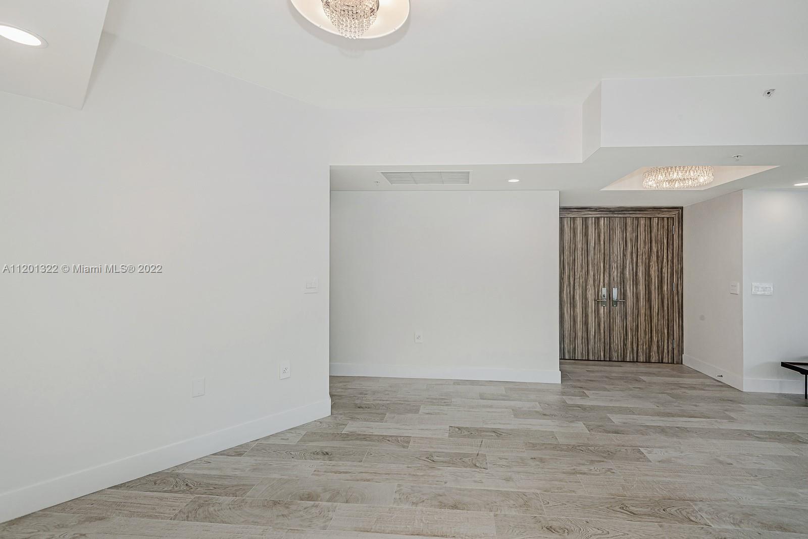LAS OLAS RIVER HOUSE COND - Residential