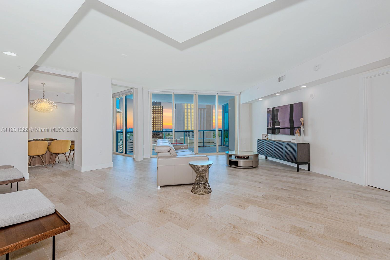 LAS OLAS RIVER HOUSE COND - Residential