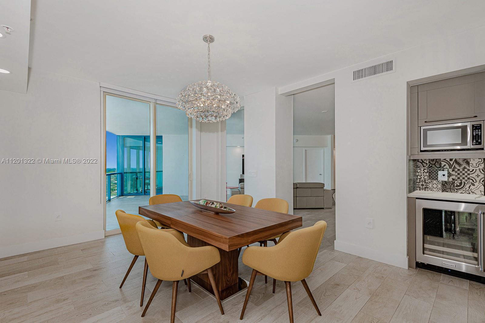 LAS OLAS RIVER HOUSE COND - Residential