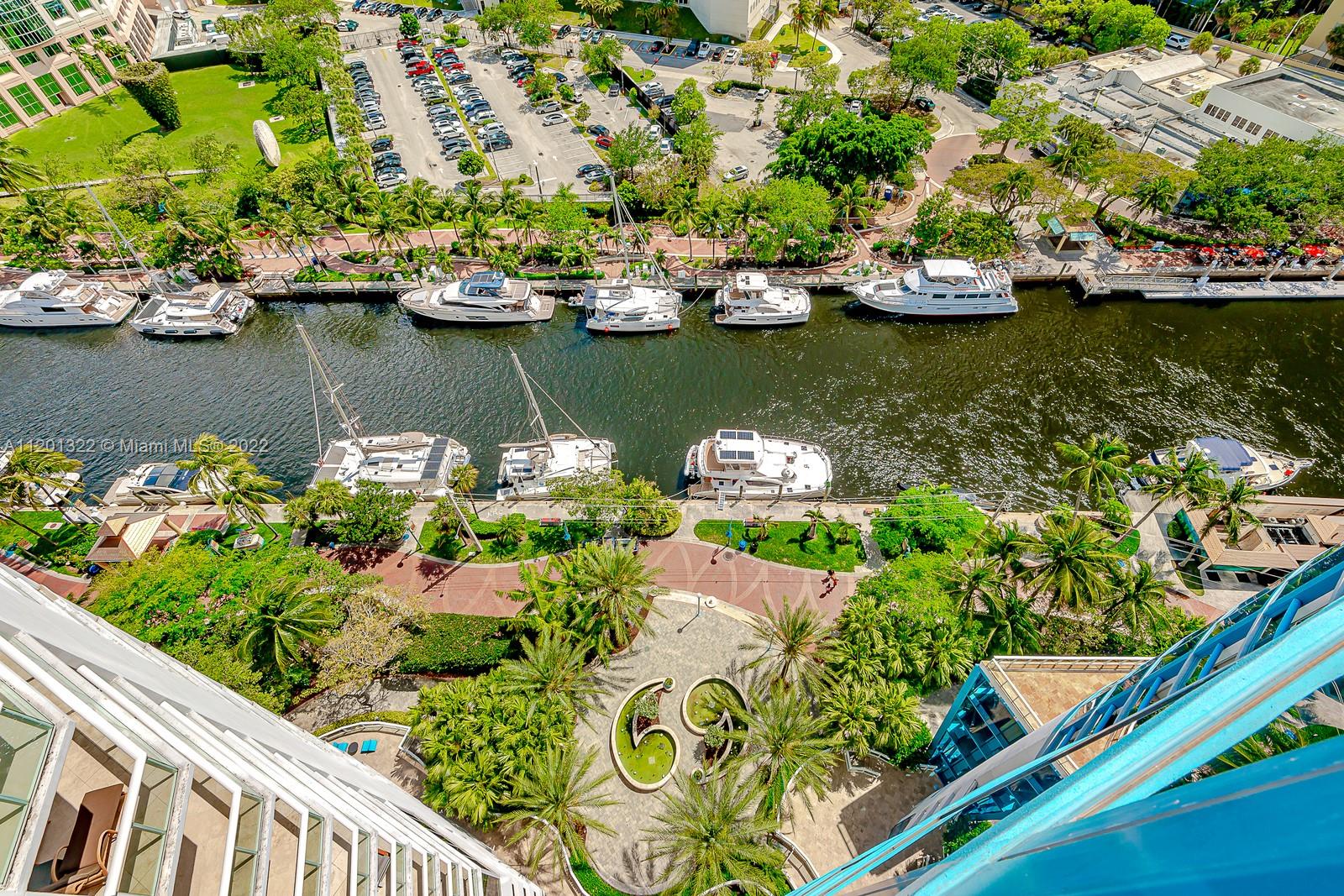 LAS OLAS RIVER HOUSE COND - Residential